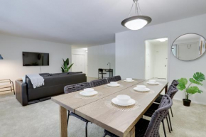Luxury apartment at Crystal City with Amazing Amenities